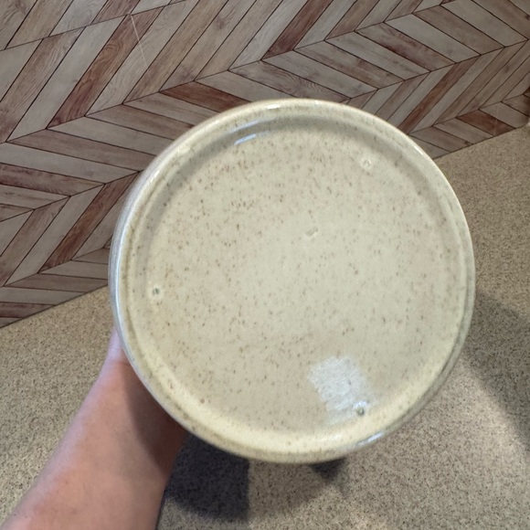 Red Wing Bob White Quail Bird cookie jar with mismatched lid - Picture 8 of 12